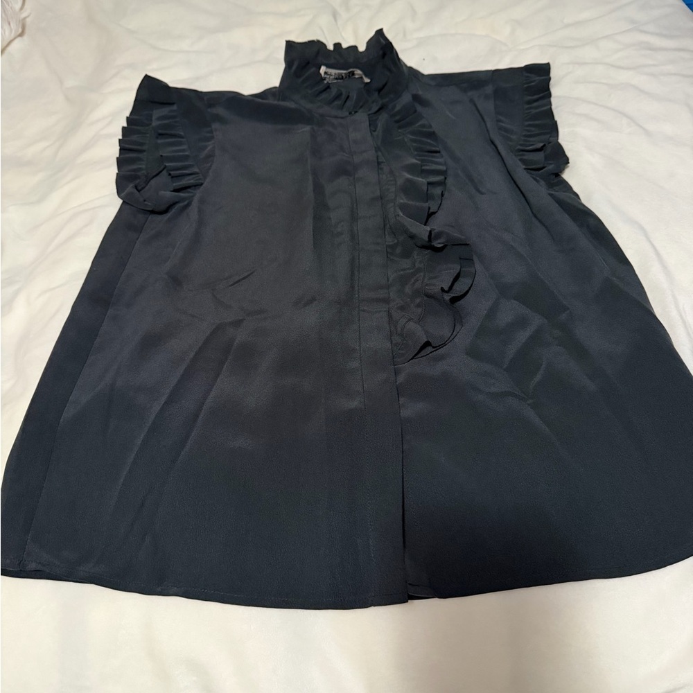 Go by Go Silk Go Ruff Around the Edges Ruffled Black Blouse NWT Women’s XS